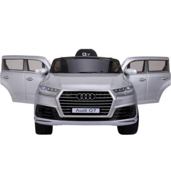 Moni - Акумулаторен джип Audi Q7 SUV - JJ2188 Moni - Акумулаторен джип Audi Q7 SUV - JJ2188