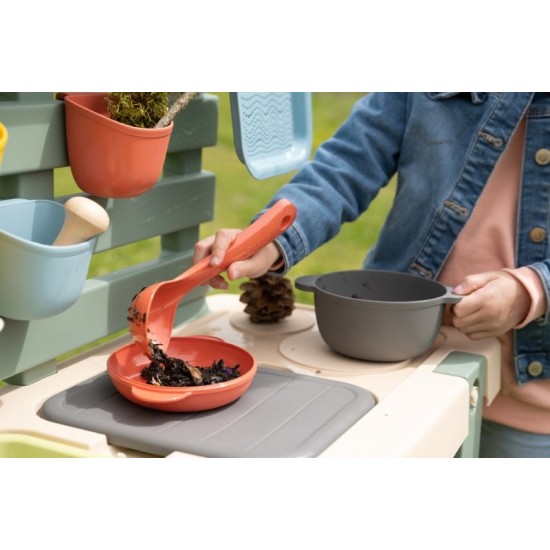 Smoby Life Детска кухня за игра с кал и природни елементи Mud Kitchen